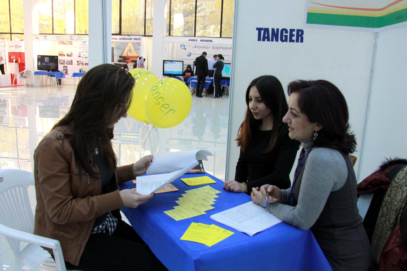 Education and Career EXPO 2012" thirteenth international specialized exhibition  
